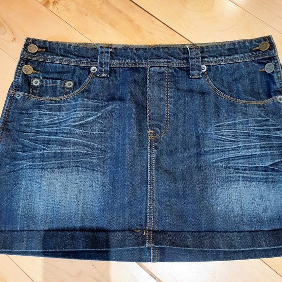 TIN HAUL Co Jean Skirt Women Distressed Size 30 Size M-L - Picture 3 of 9
